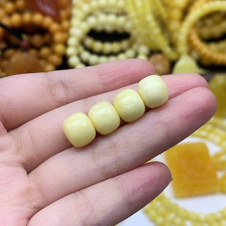 蜜蜡未镶嵌珠宝奇石多样性发货发一件