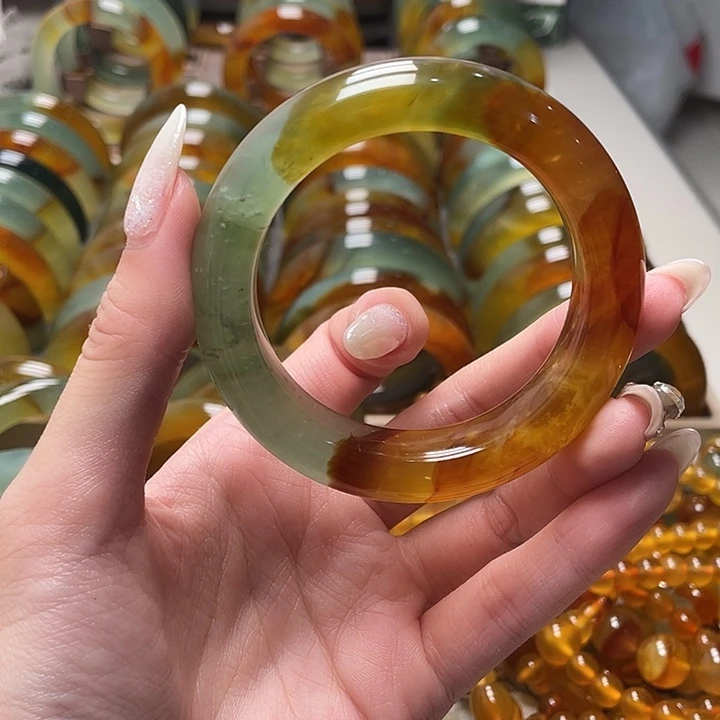 蛇纹石玉未镶嵌手镯53