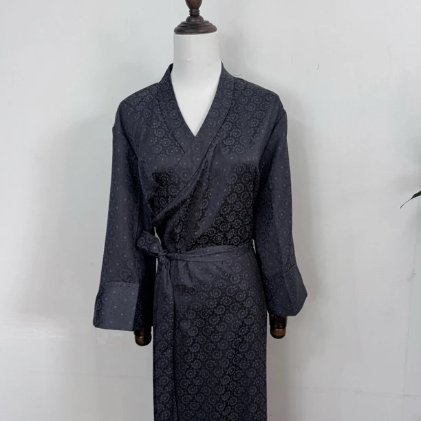 新款大码七分袖（六色西藏服）显瘦百搭素色简约风