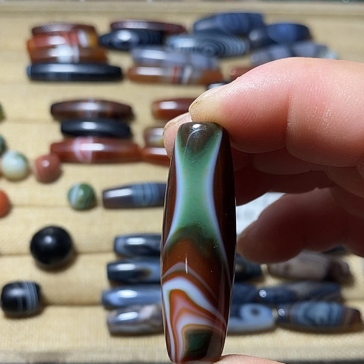 玛瑙/玉髓合金颈饰