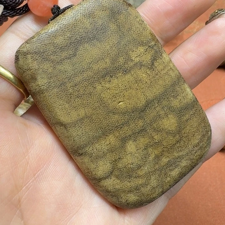 沉香吊坠馨安居沉香定制款