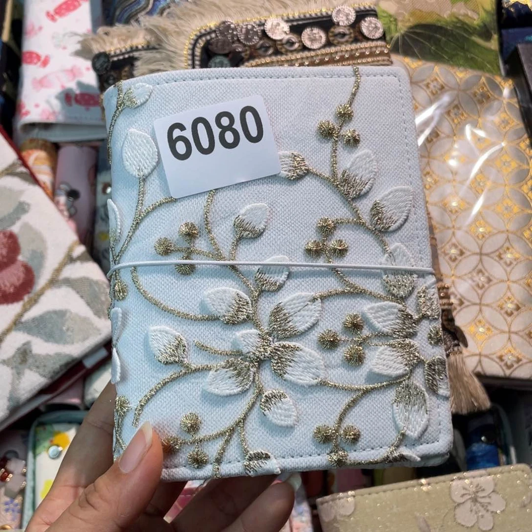 无***げ织绣A7活页加空白纸6080