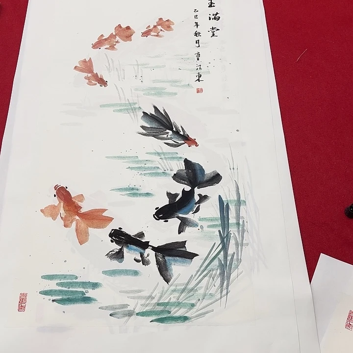 国画花鸟等图案为主的