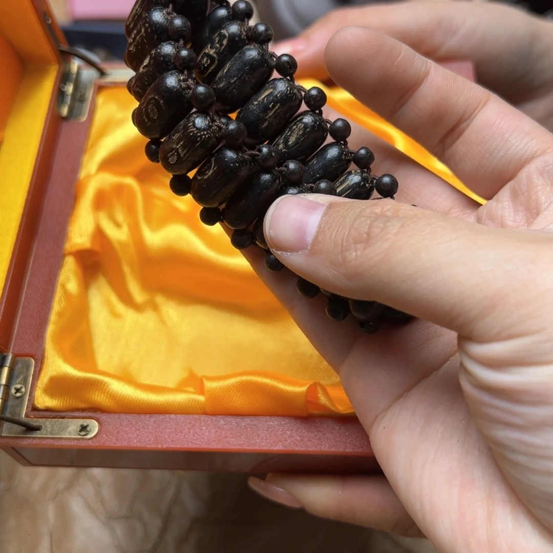 滴血莲花菩提吊坠