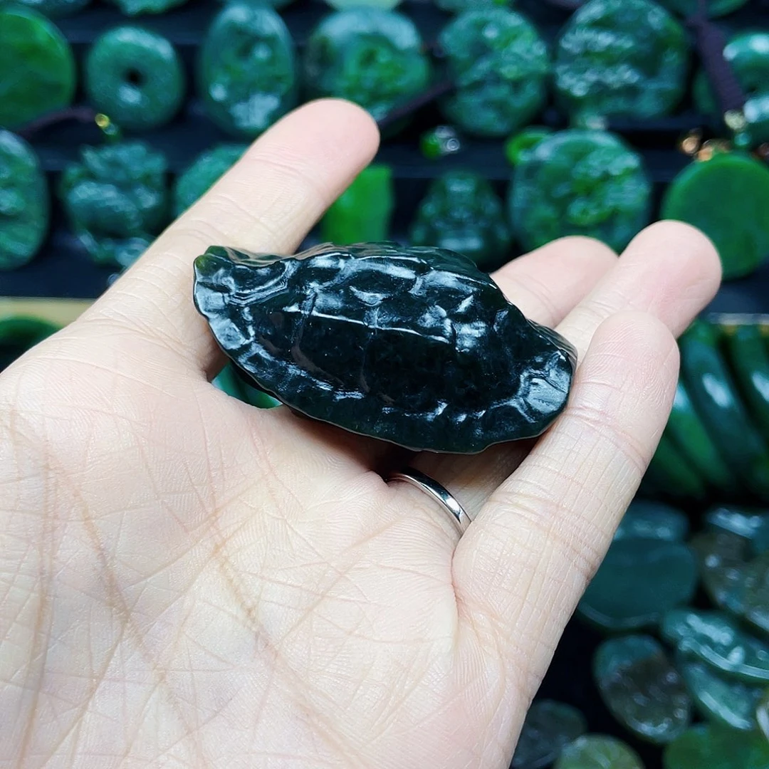 和田玉未镶嵌珠宝半成品