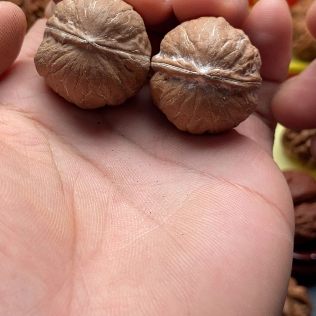 文玩核桃吊坠小涵22