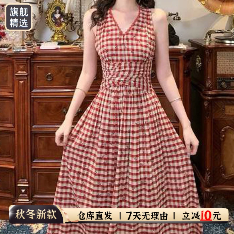 气质高级感格子连衣裙女2025夏季新款设计感酷飒风女高智感老钱风