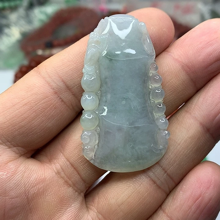 叫***听翡翠未镶嵌吊坠(赠链)吊坠