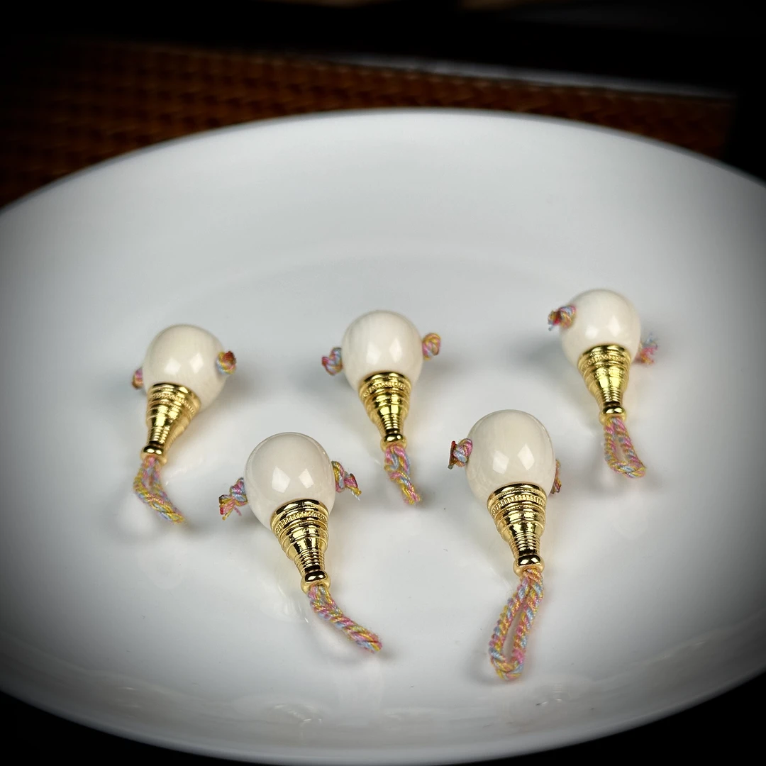 A142天然猛犸牙 分体三通约11.5mm 随机一个发货