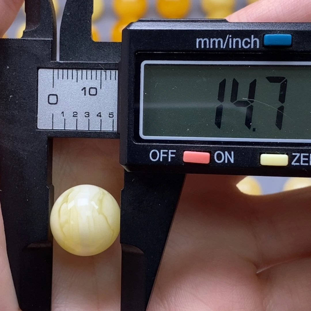 清***子琥珀未镶嵌裸石纯天然