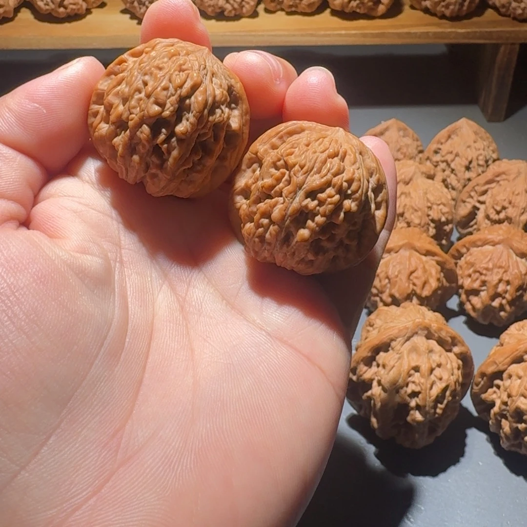 阿***禹文玩核桃吊坠骰子