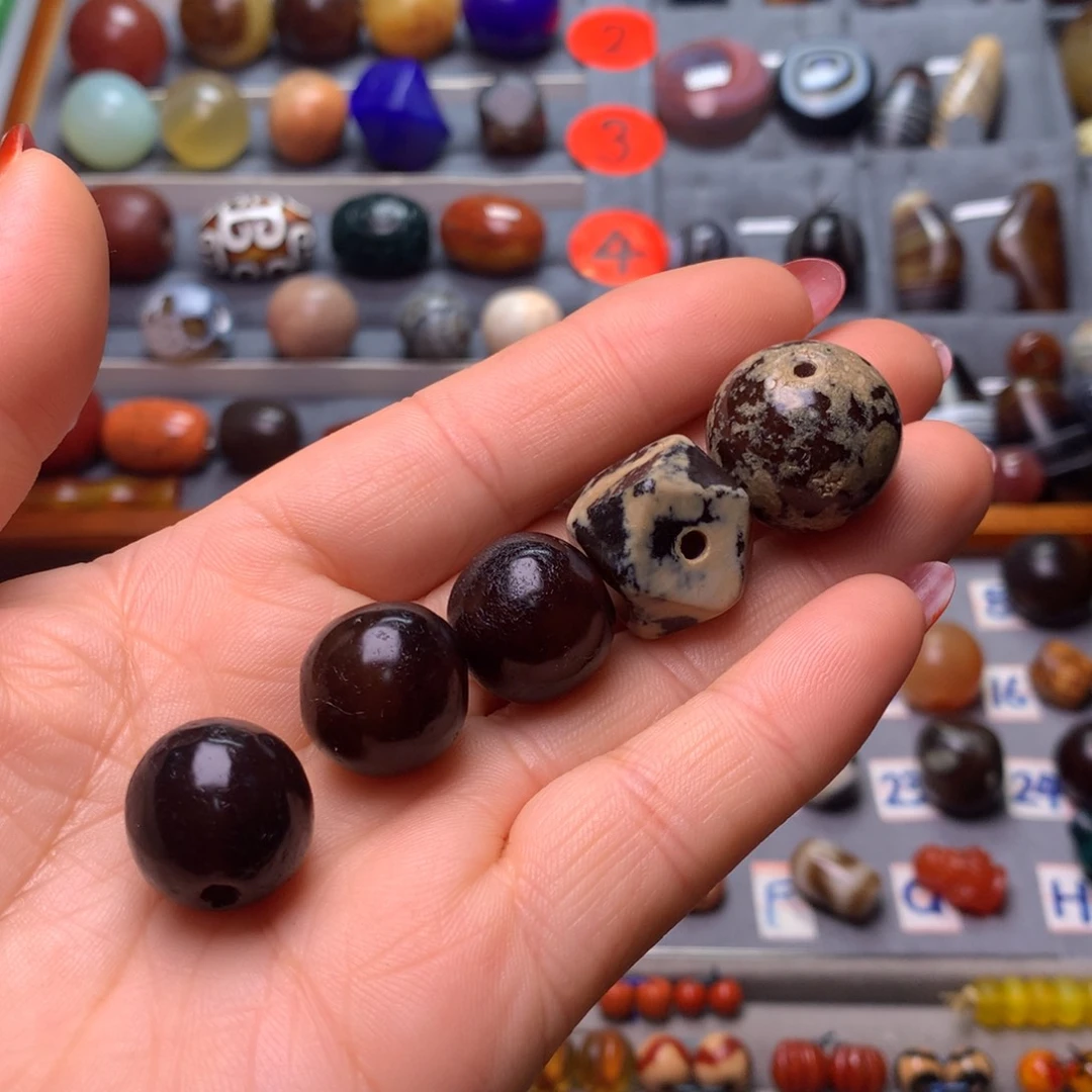 玛瑙/玉髓颈饰未镶嵌包***鹅