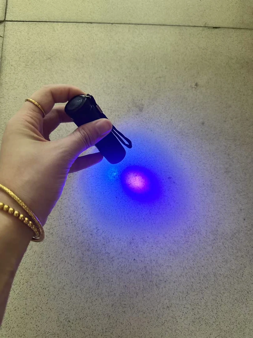 UV紫外验钞紫光小手电