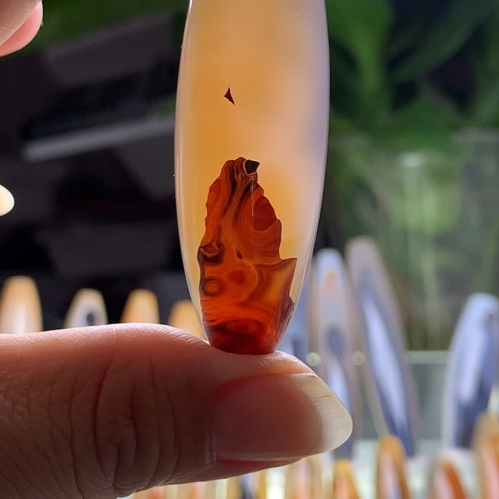 未镶嵌颈饰玛瑙/玉髓35