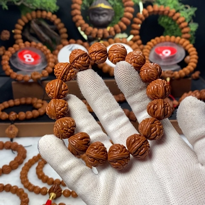 桃核吊坠单**金秦岭龙纹