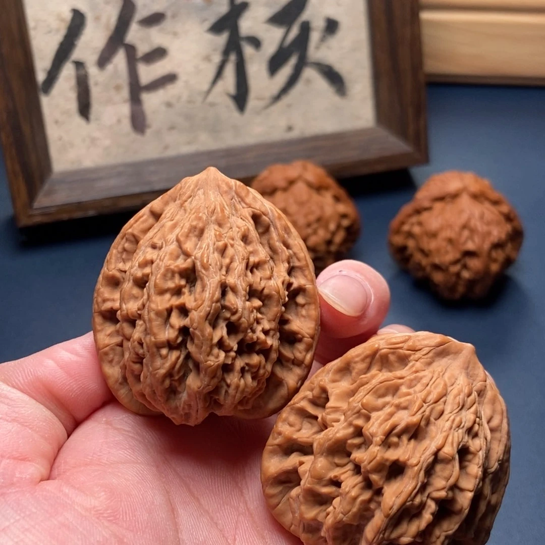文玩核桃吊坠堂上虎42尺14