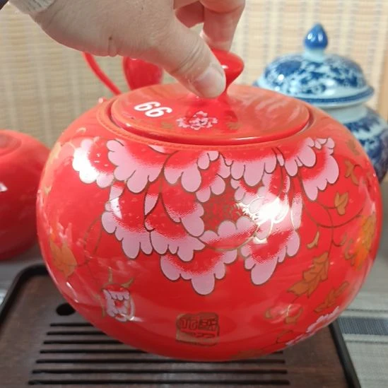 茶叶罐1122233345566