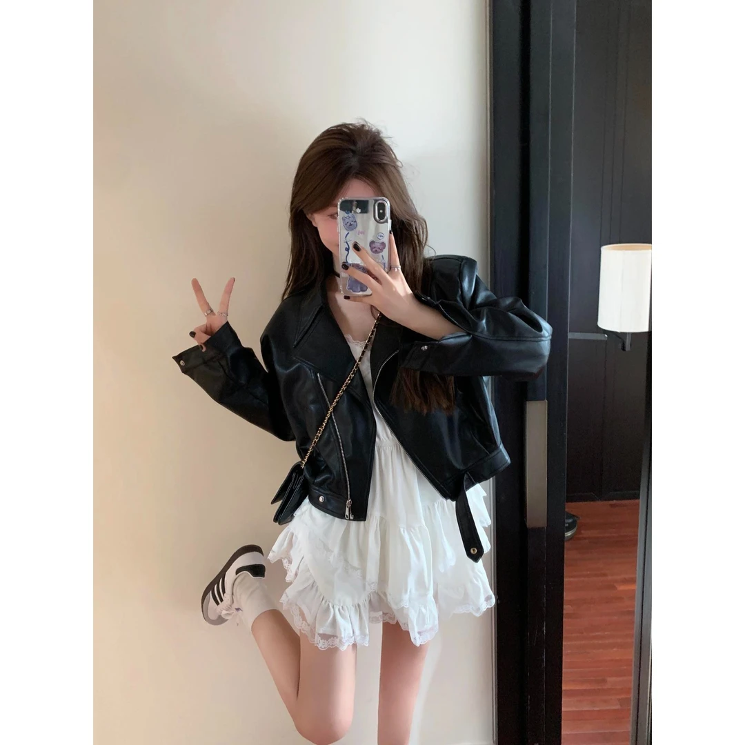 只吃鱼的喵喵喵酷辣机车皮衣秋款女黑色复古翻领短款