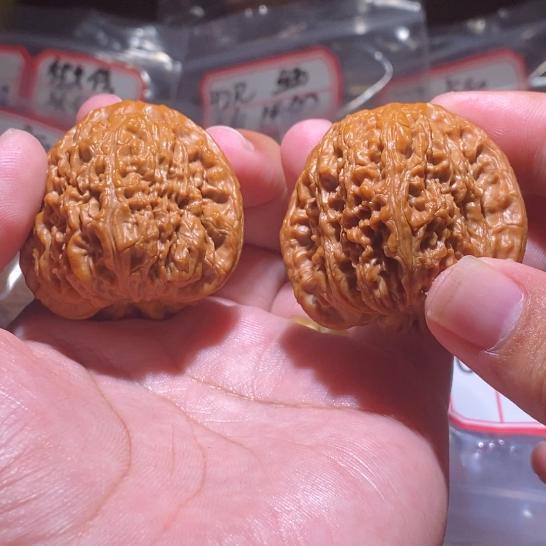 L***。吊坠文玩核桃42全品南疆