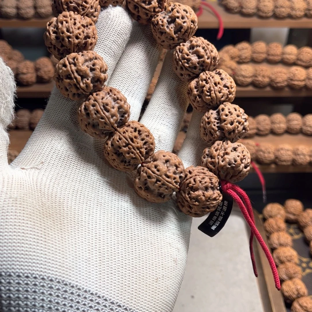 吊坠金刚菩提鸽爆肉双龙梅花24超头sssss