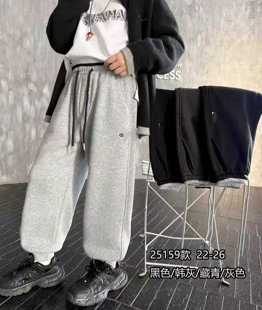 F113卡哇儿童新款加绒休闲裤A字母25159