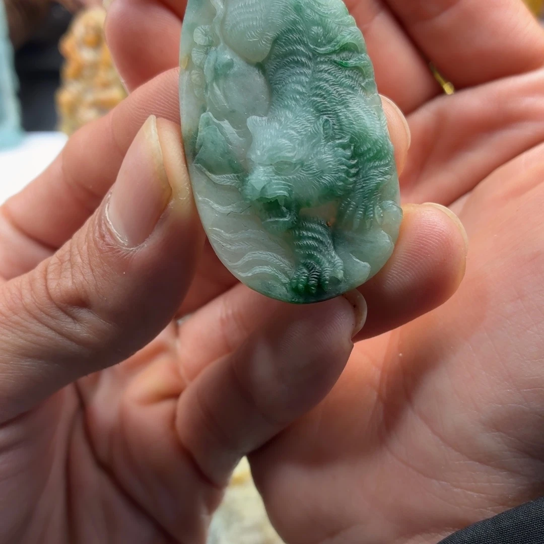 定制翡翠未镶嵌翡翠