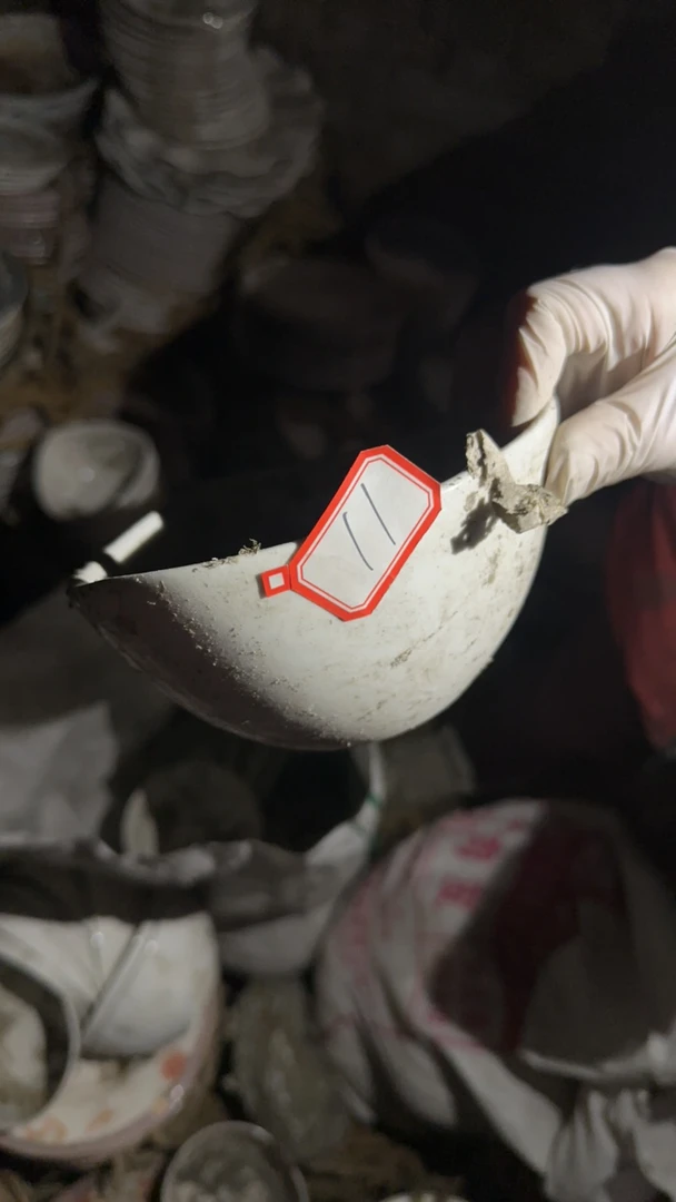 素胎强化瓷三角碗