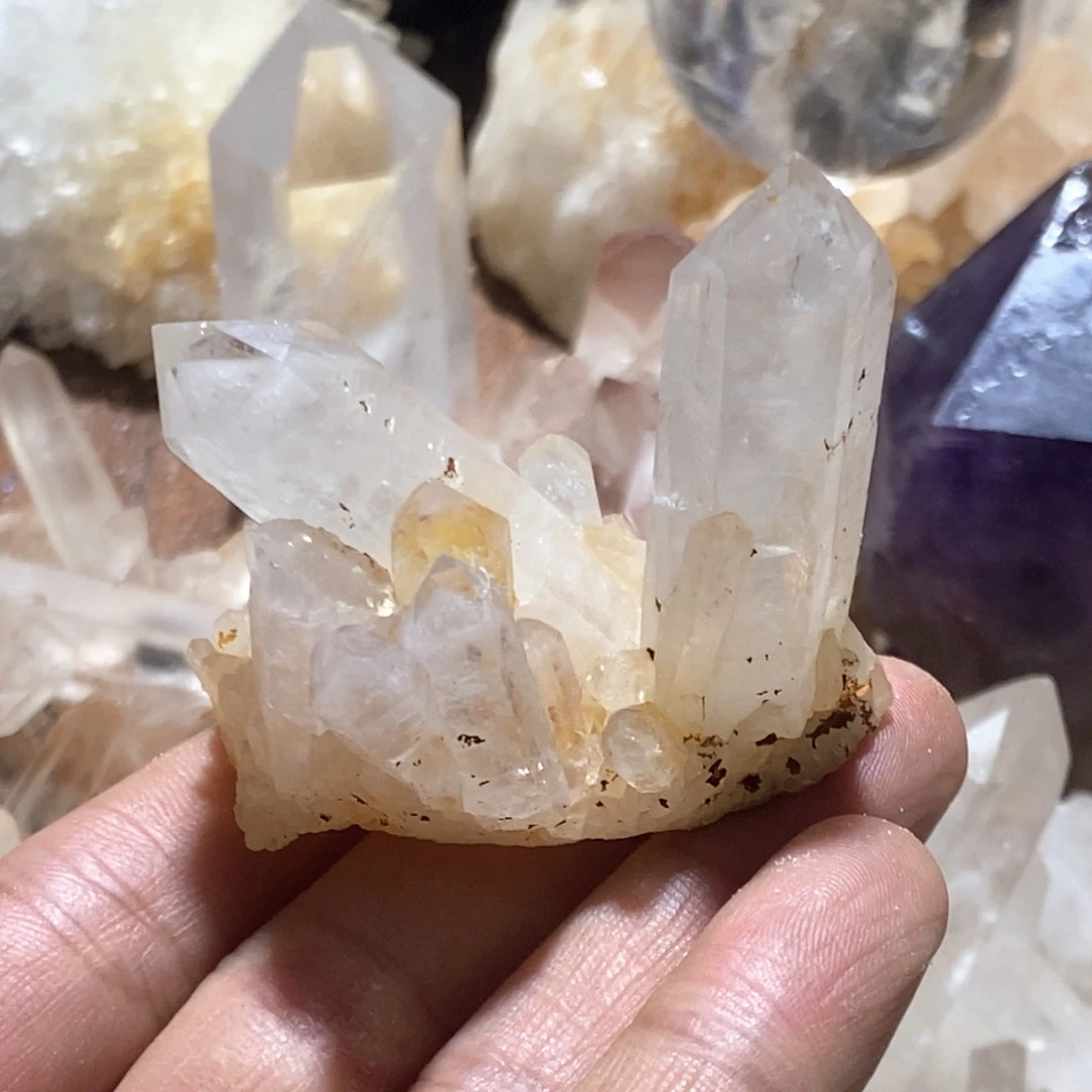 水晶原石摆件未镶嵌水晶