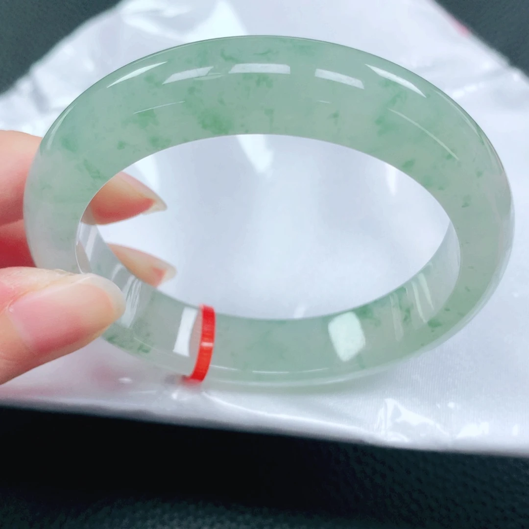未镶嵌手镯翡翠56圈
