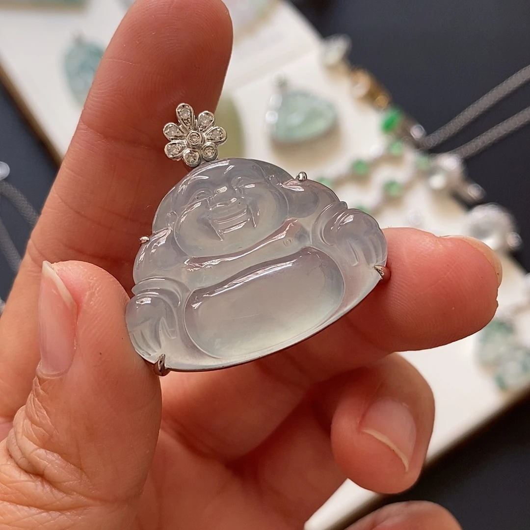 翡翠颈饰18K金镶嵌一刀切冰底色佛公