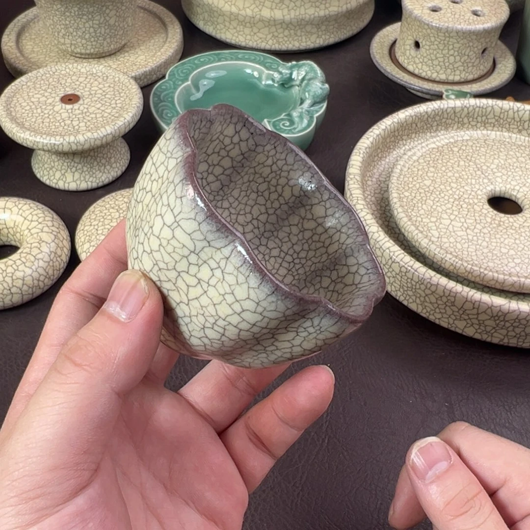 青瓷茶器青瓷茶器微瑕