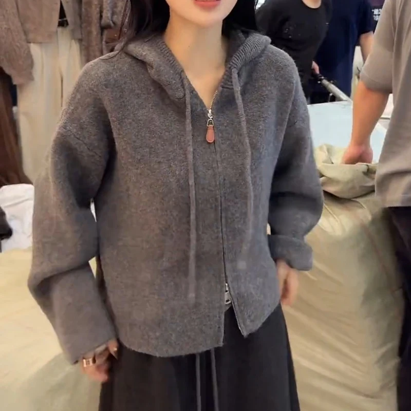 2025秋季新款韩系百搭拉链纯色冬季连帽毛针织衫上衣女LK2506902