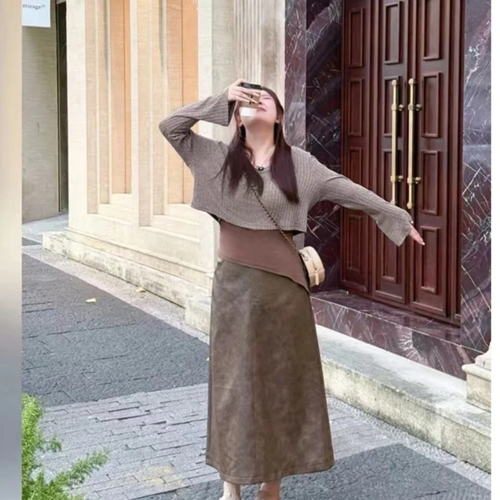 设计感长袖罩衫吊带背心与收腰显瘦直筒半身裙秋季女装套装