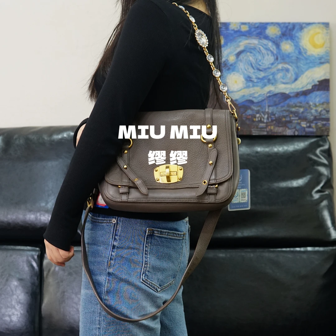 95新 MIU MIU/缪缪 miumiu/深灰单肩链条包/SC02714013/4013