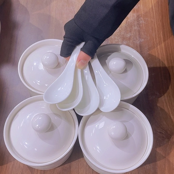 白瓷餐盘餐盘餐盘