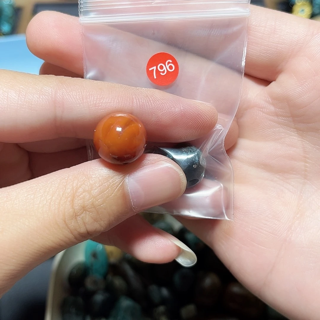 沫***陌未镶嵌圆珠桶珠老型手串！！玛瑙/玉髓