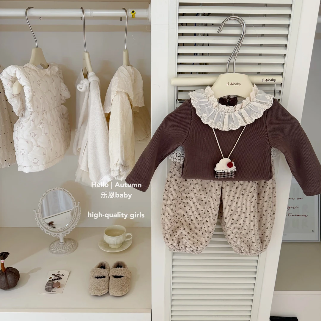 【乐恩童装】原创设计秋冬女童花边加绒打底衫屁帘碎花加绒裤套装