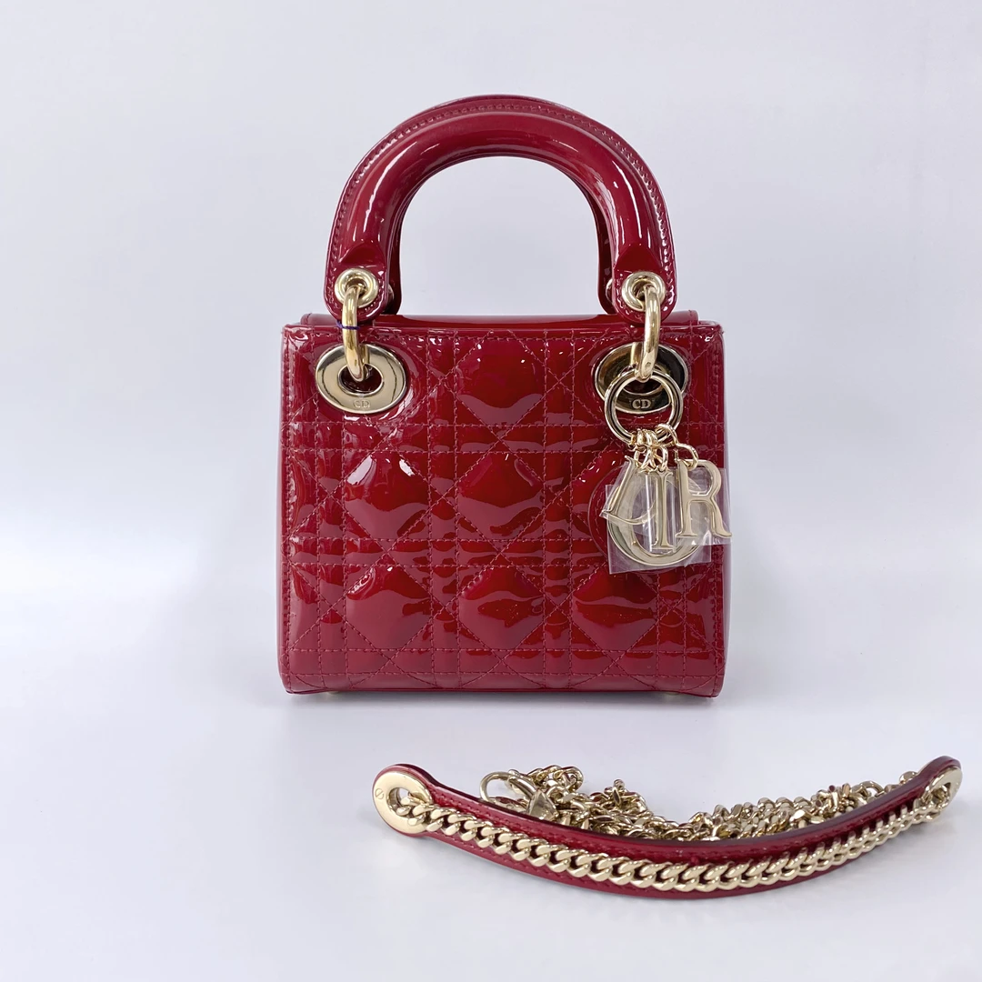 99新 DIOR/迪奥 99新 车厘子红亮皮金扣三格戴妃手提斜挎包