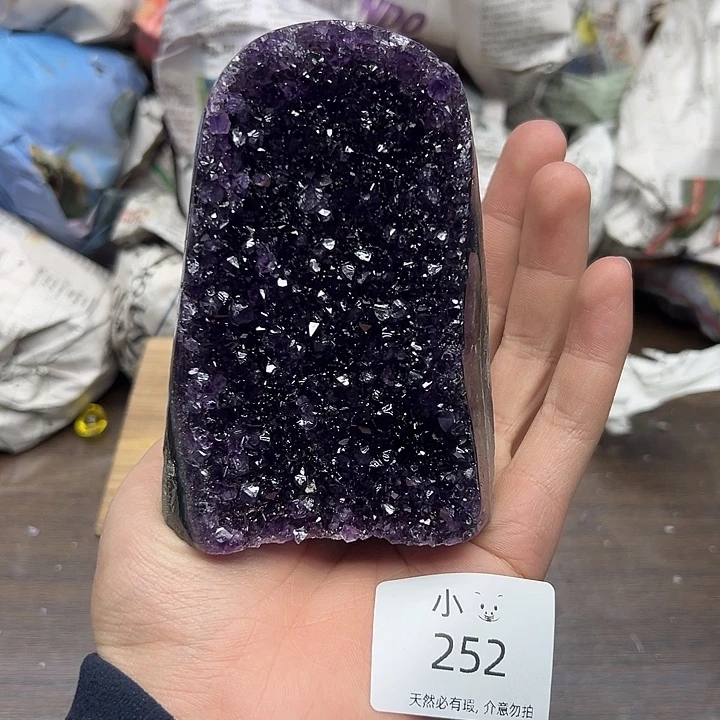 未镶嵌大型摆件（非配饰）水晶