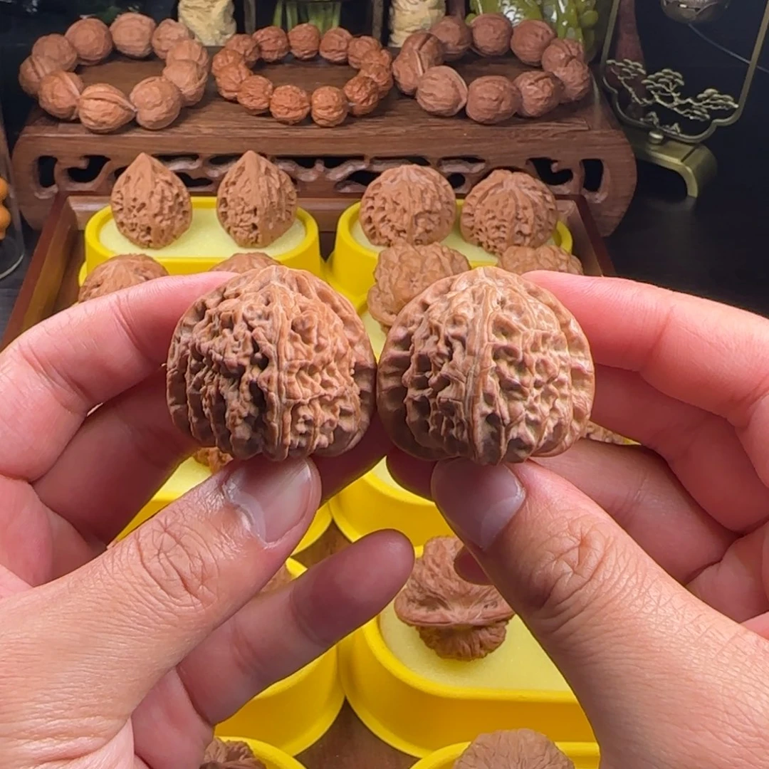 桃核把件全品无白狮子40尺