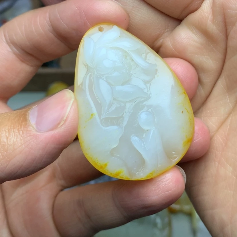 【闪购商品】颈饰未镶嵌和田玉