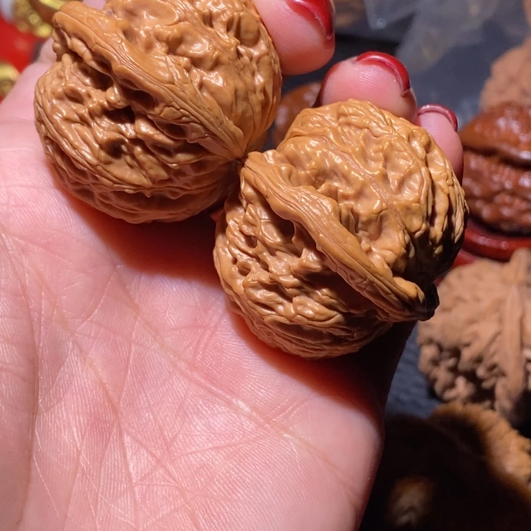 牛***力文玩核桃吊坠40赵闷