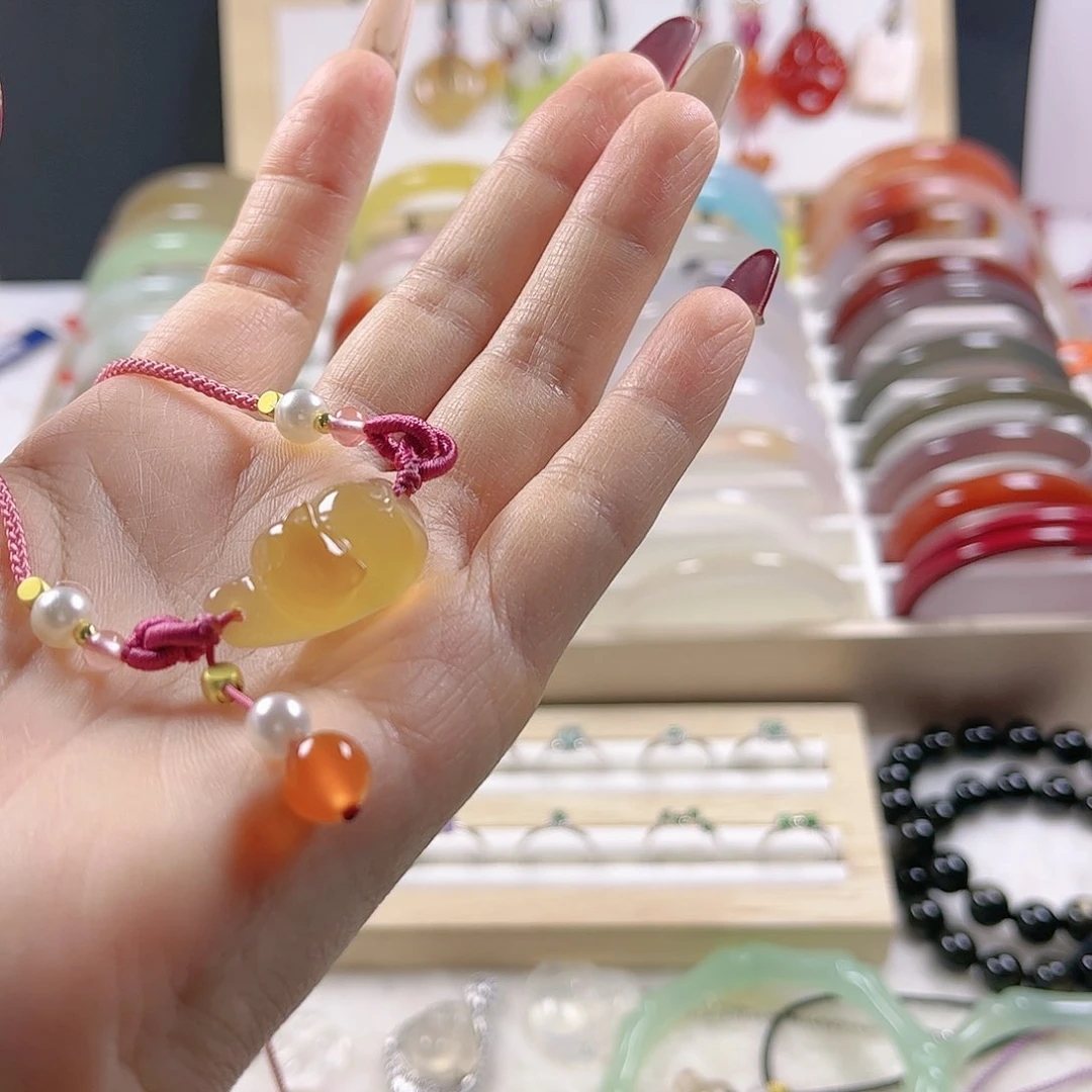 玛瑙/玉髓颈饰未镶嵌@****）