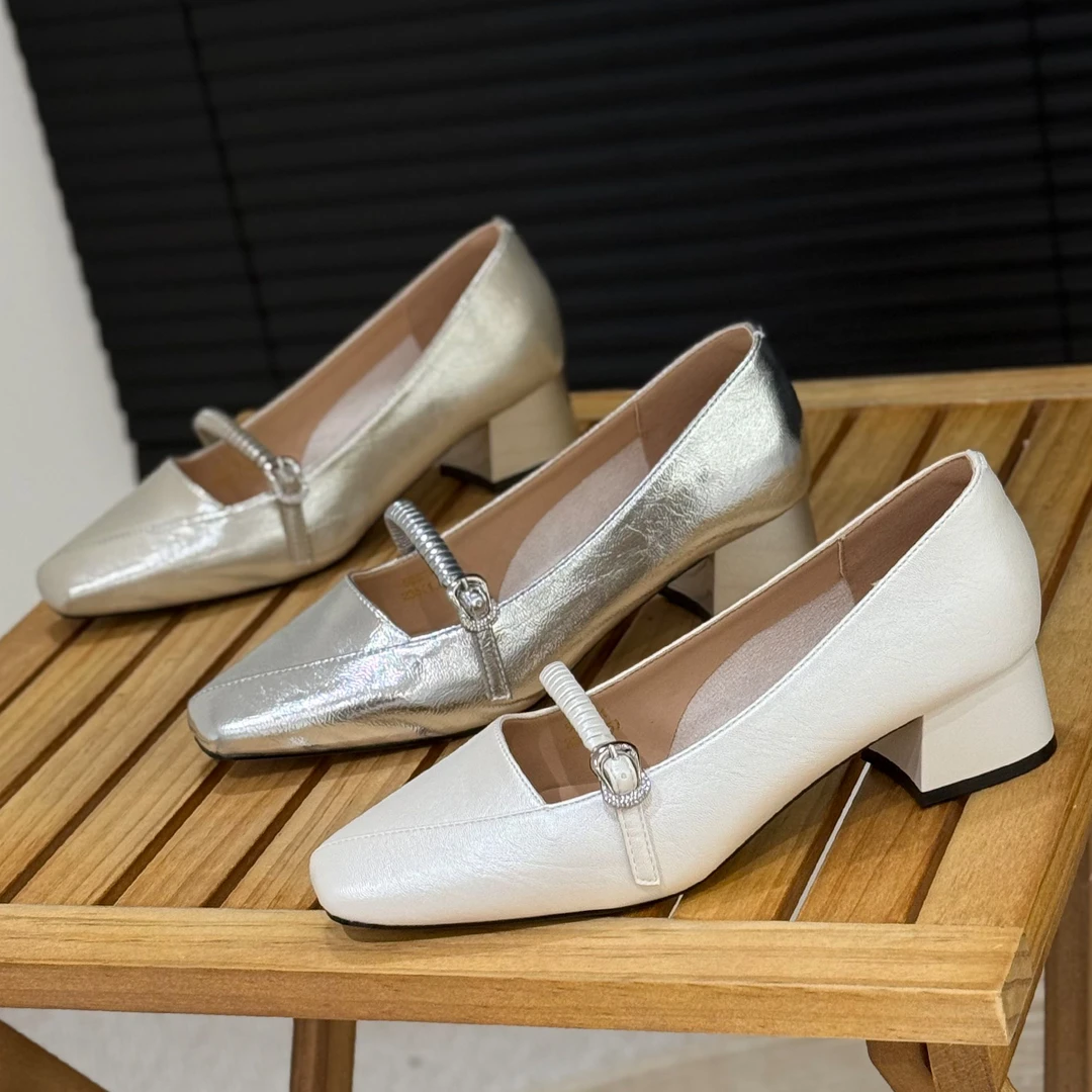 法式一字带玛丽珍鞋女2025年新款时尚百搭粗跟浅口单鞋配裙子女鞋