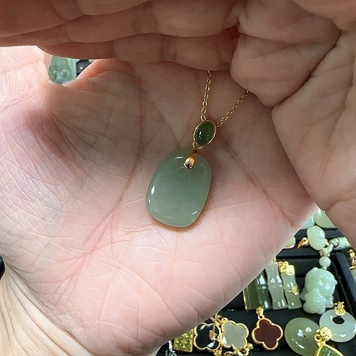 和田玉银S925镶嵌吊坠(赠链)