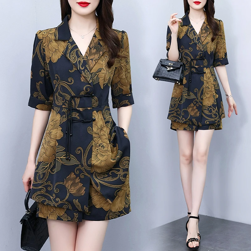 中国风2025夏新款气质显瘦时尚减龄印花西装领上衣洋气短裤两件套