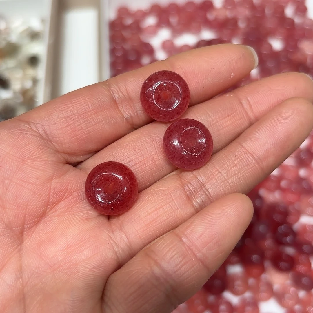 水晶颈饰未镶嵌向****?向阳