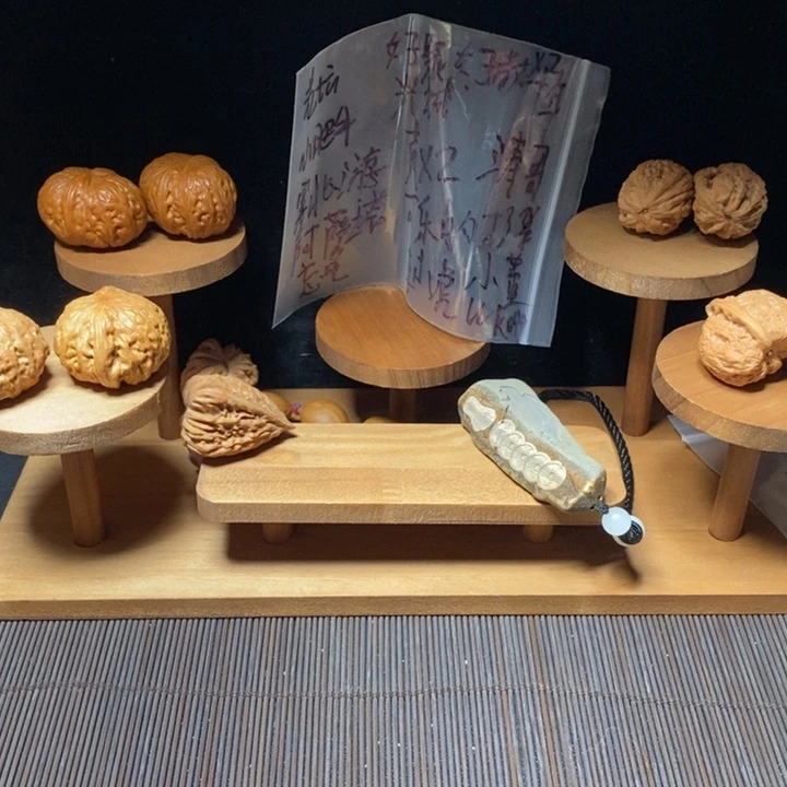 再***^核桃和松仁玉米的区别在于