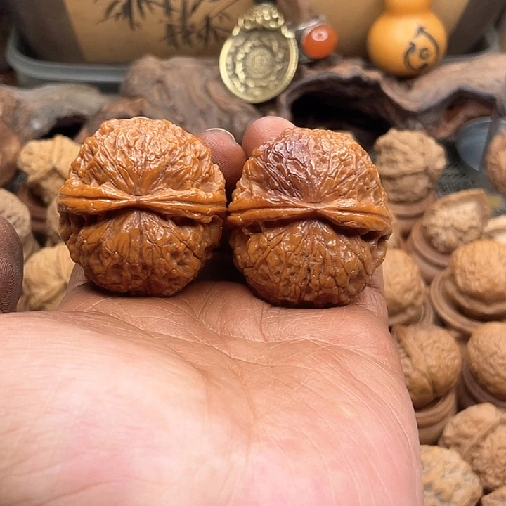 文玩核桃吊坠霸王