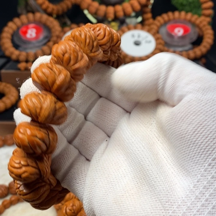 桃核吊坠秦岭龙纹桃核